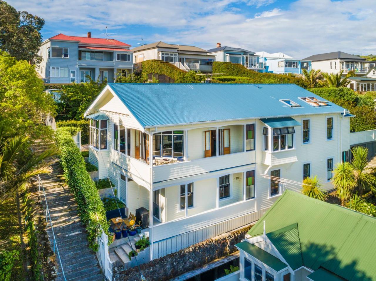 Devonport Harbour View Hotel Оукланд Екстериор снимка